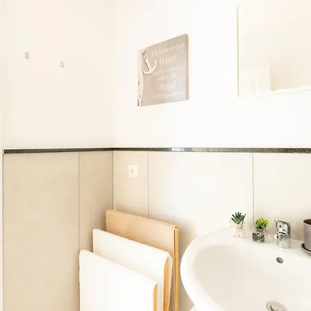  Apartment *